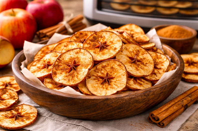 Chips de manzana con canela deshidratados
