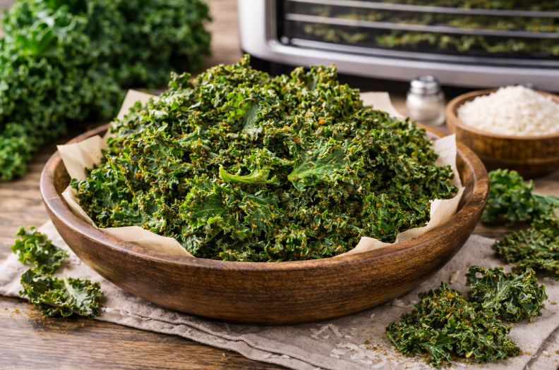 Chips de kale col rizada